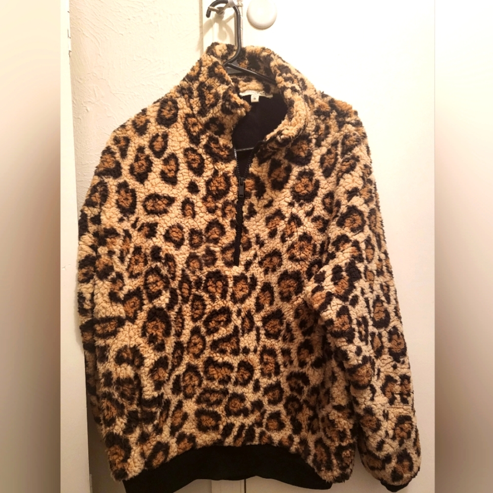 Express Oversized Sherpa Pull over